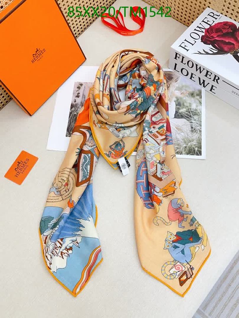 Hermes-Scarf Code: TM1542 $: 85USD