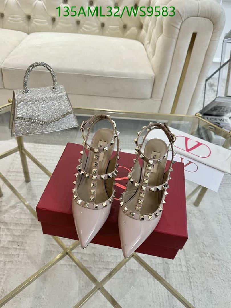 Valentino-Women Shoes Code: WS9583 $: 135USD