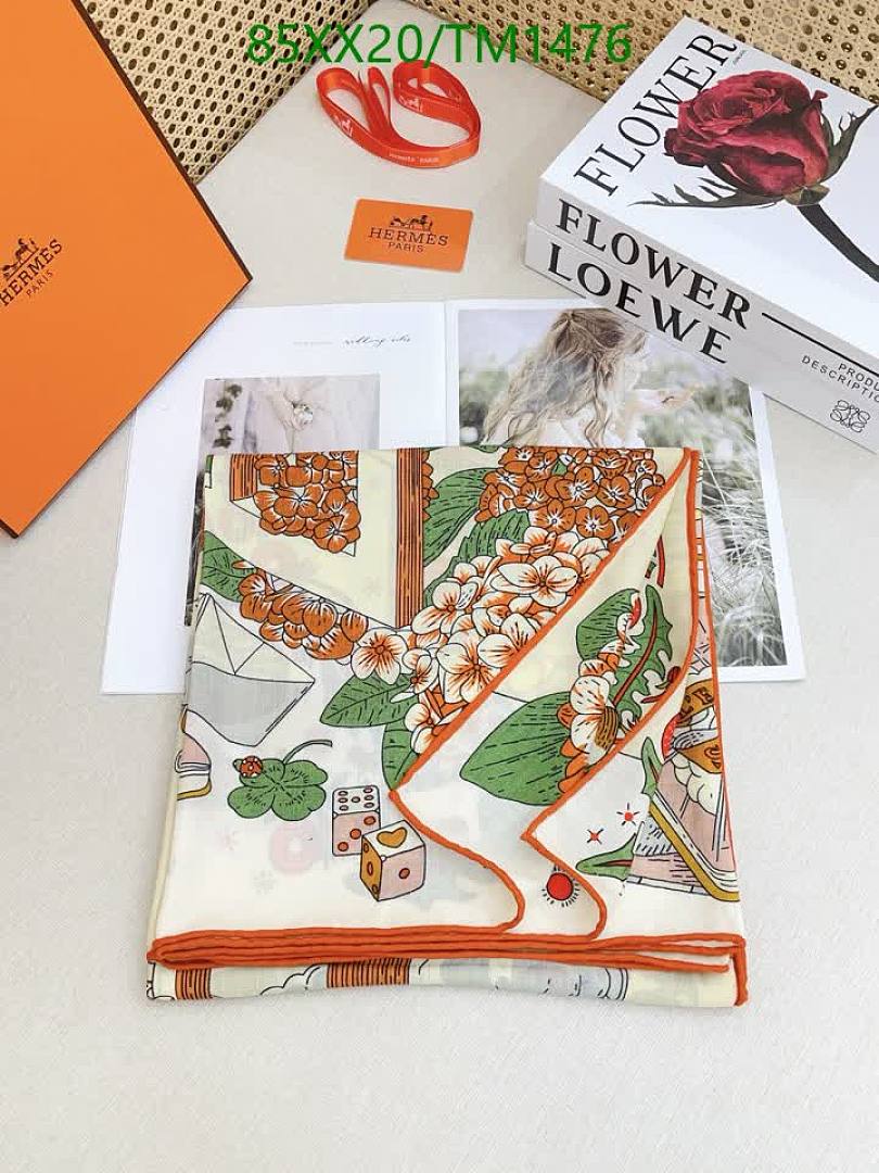 Hermes-Scarf Code: TM1476 $: 85USD
