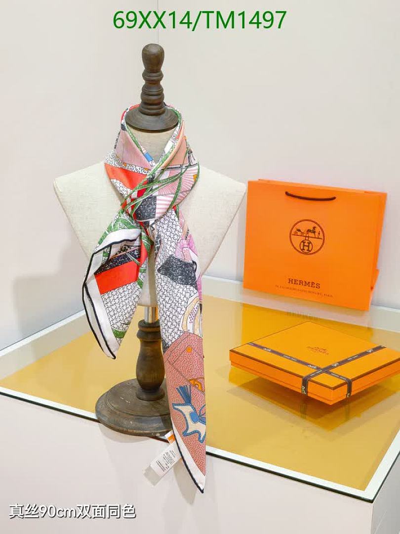Hermes-Scarf Code: TM1497 $: 69USD