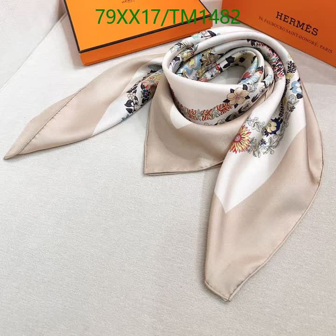 Hermes-Scarf Code: TM1482 $: 79USD