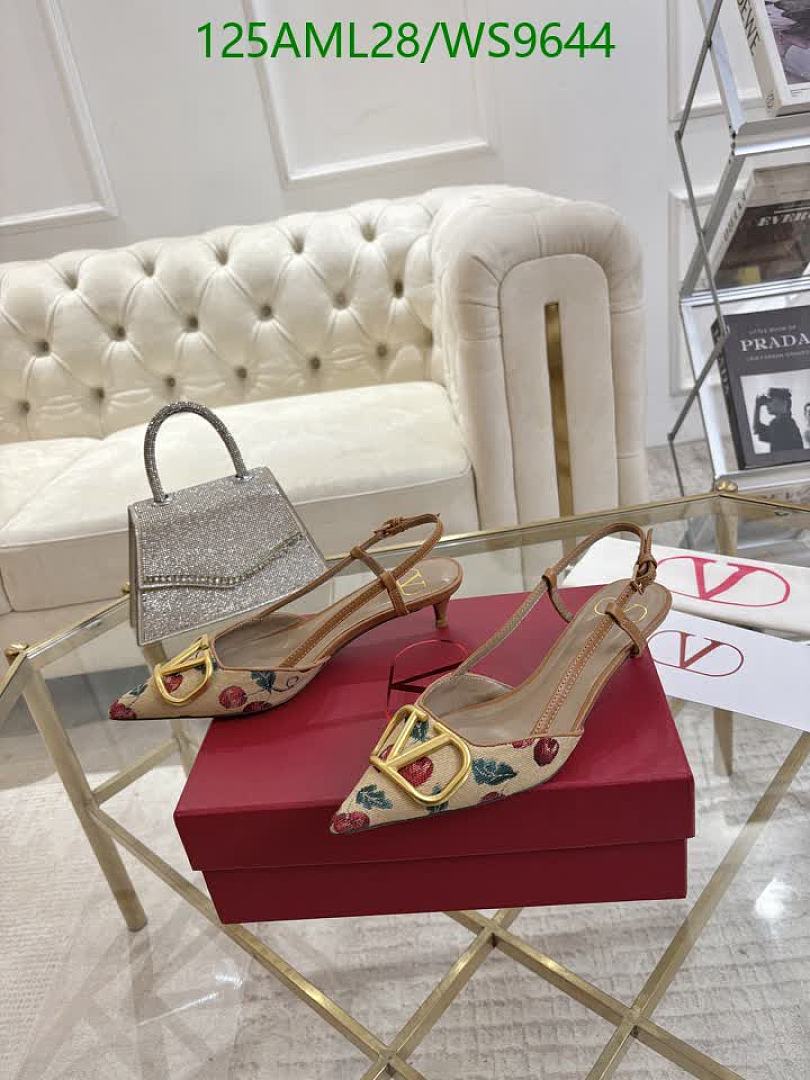 Valentino-Women Shoes Code: WS9644 $: 125USD