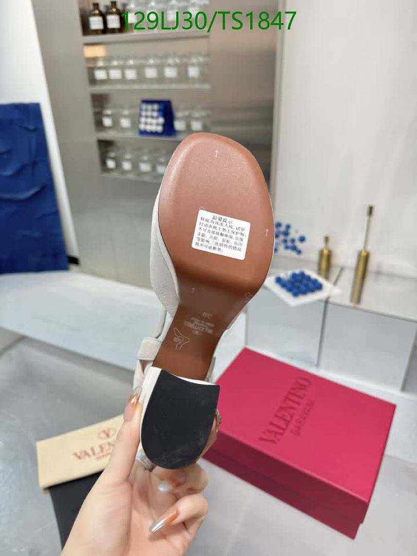 Valentino-Women Shoes Code: TS1847 $: 129USD