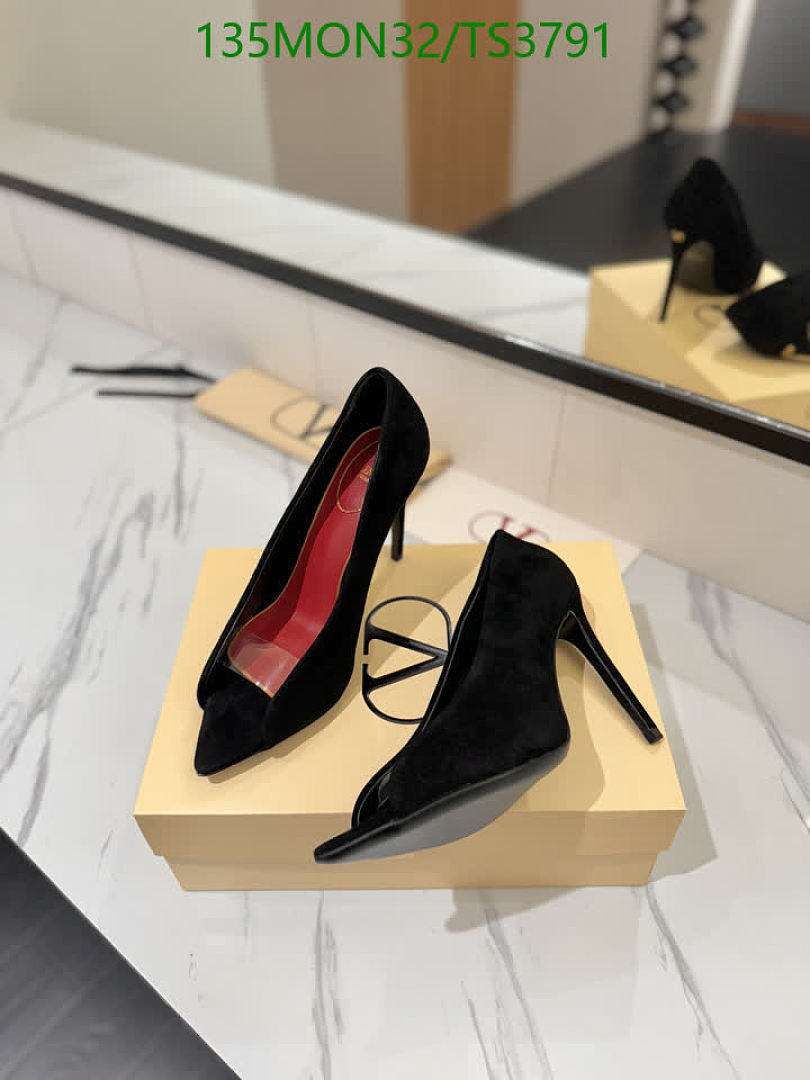 Valentino-Women Shoes Code: TS3791 $: 135USD