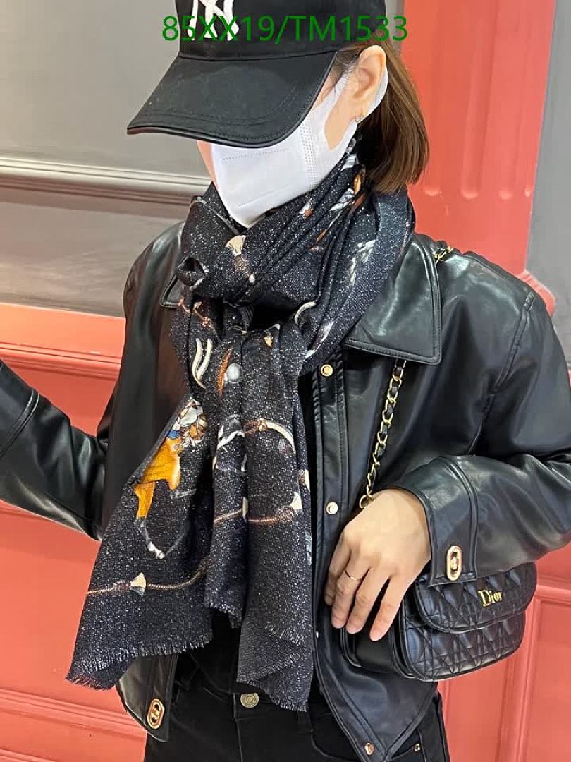 Hermes-Scarf Code: TM1533 $: 85USD