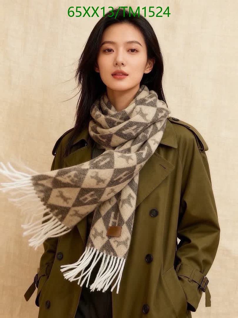 Hermes-Scarf Code: TM1524 $: 65USD