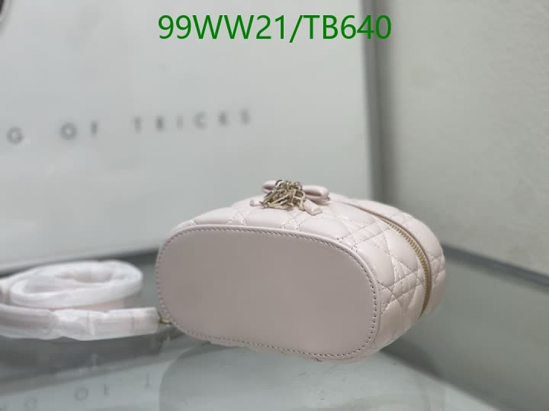 Dior-Bag-4A Quality Code: TB640 $: 99USD