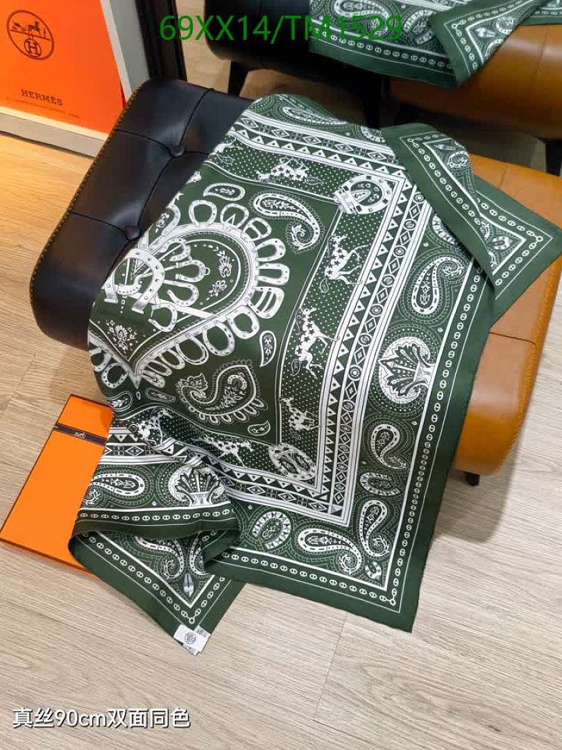 Hermes-Scarf Code: TM1529 $: 69USD