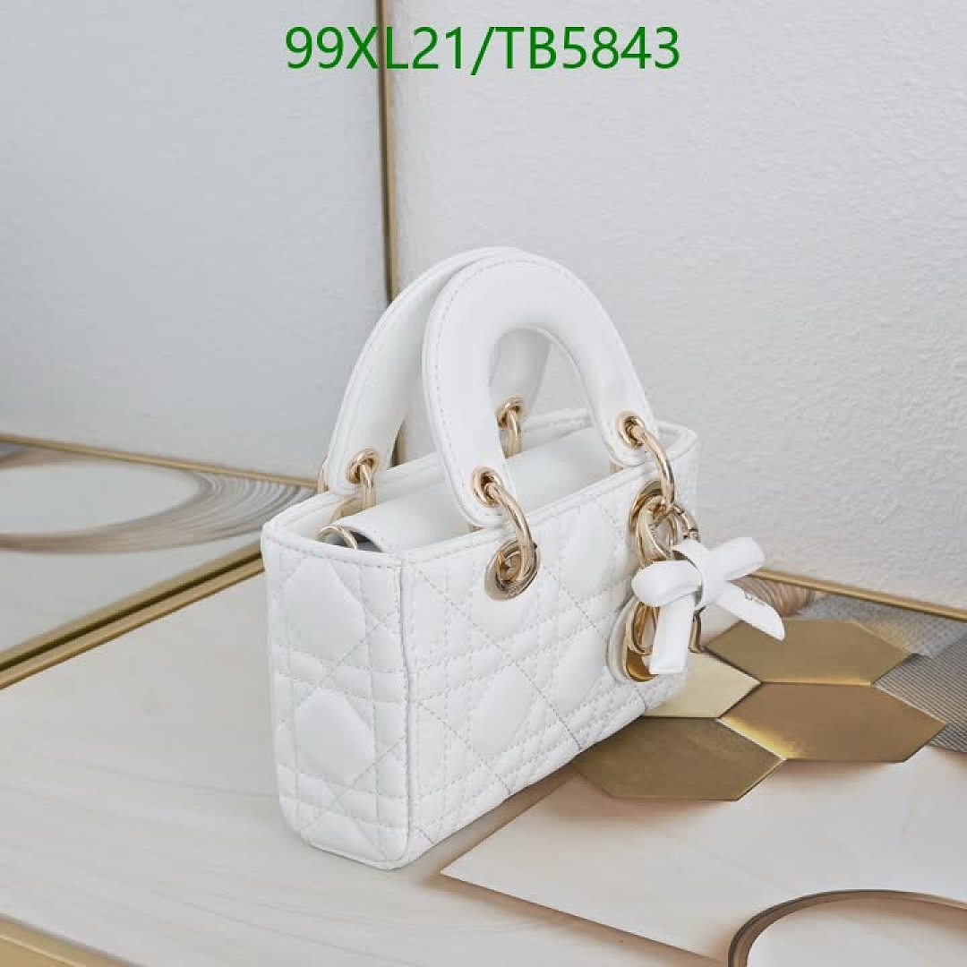 Dior-Bag-4A Quality Code: TB5843 $: 99USD