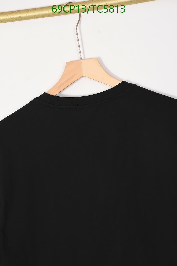Burberry-Clothing Code: TC5813 $: 69USD