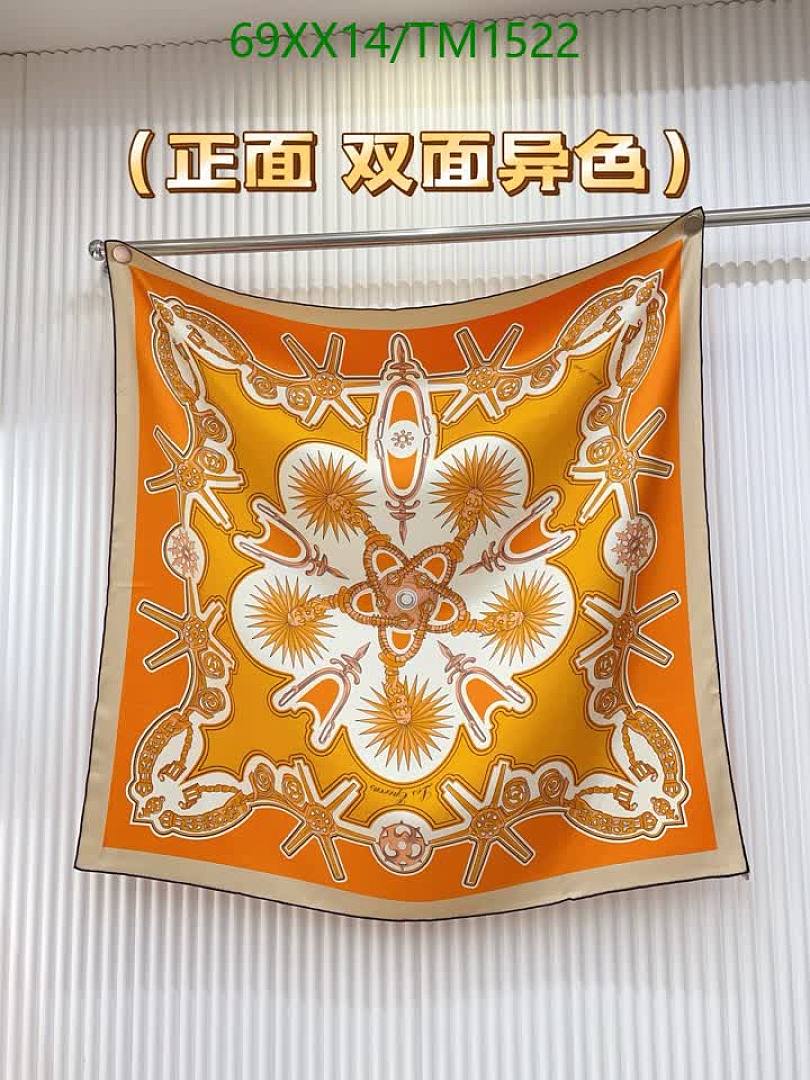 Hermes-Scarf Code: TM1522 $: 69USD