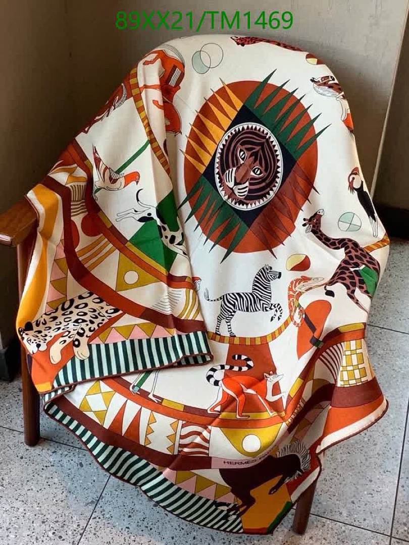 Hermes-Scarf Code: TM1469 $: 89USD