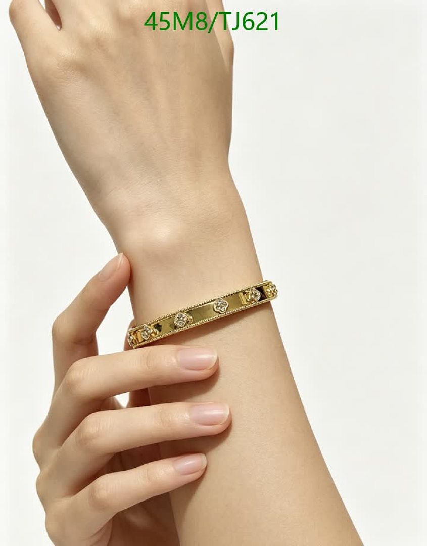Van Cleef & Arpels-Jewelry Code: TJ621 $: 45USD