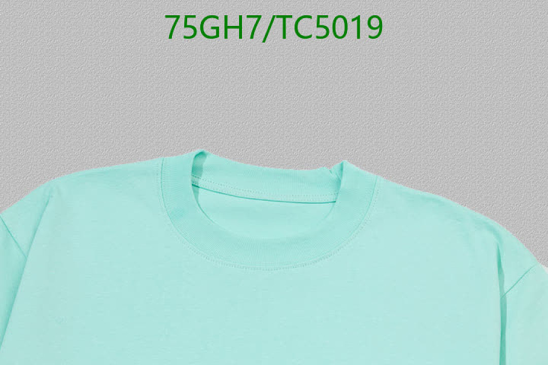 Burberry-Clothing Code: TC5019 $: 75USD