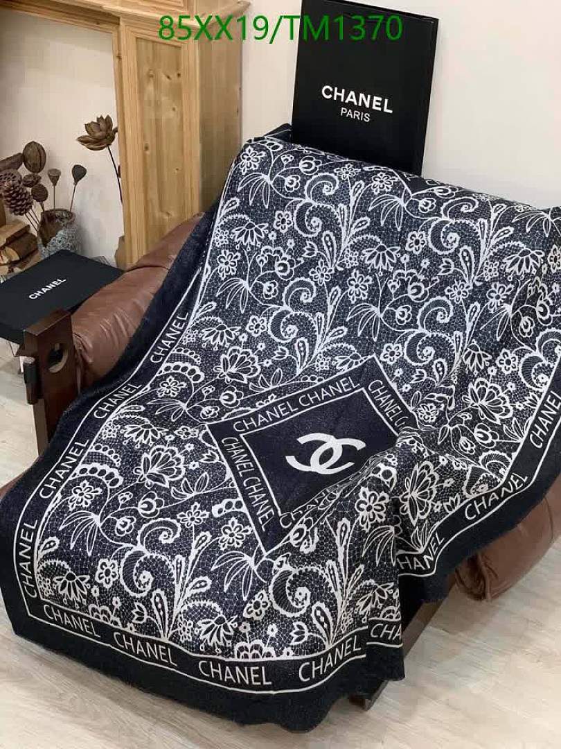 Chanel-Scarf Code: TM1370 $: 85USD
