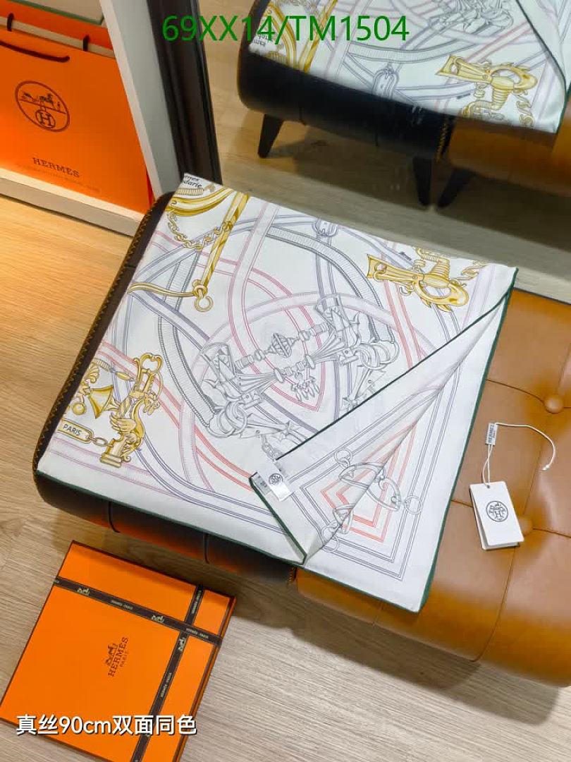 Hermes-Scarf Code: TM1504 $: 69USD