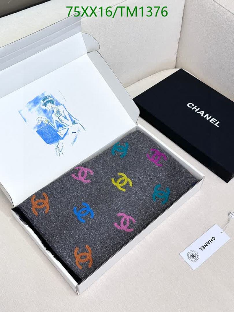 Chanel-Scarf Code: TM1376 $: 75USD