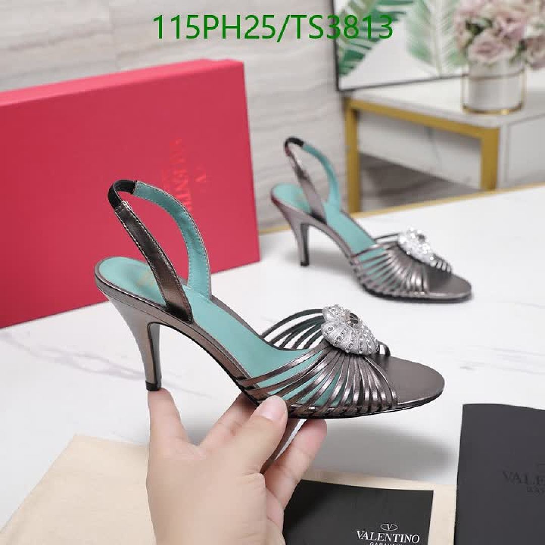 Valentino-Women Shoes Code: TS3813 $: 115USD