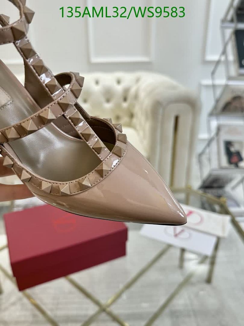 Valentino-Women Shoes Code: WS9583 $: 135USD