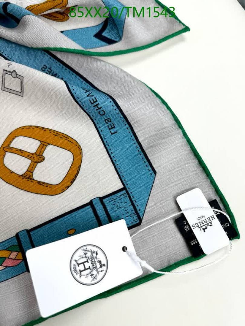 Hermes-Scarf Code: TM1543 $: 85USD