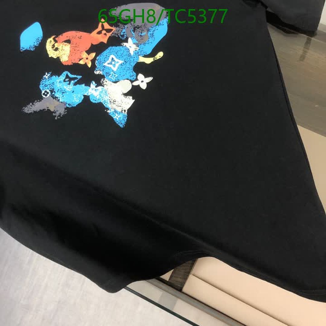 LV-Clothing Code: TC5377 $: 65USD