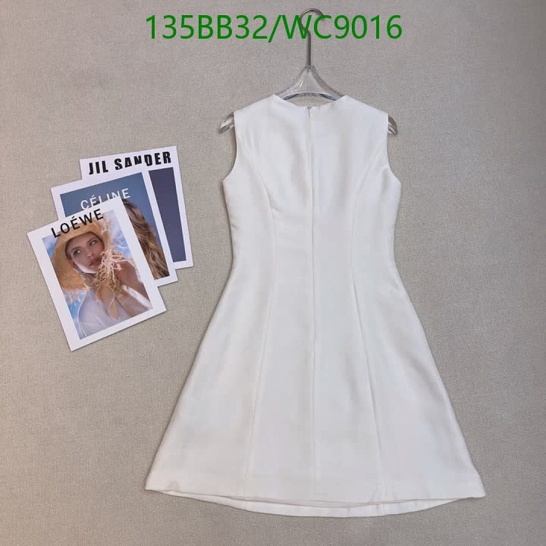 Valentino-Clothing Code: WC9016 $: 135USD