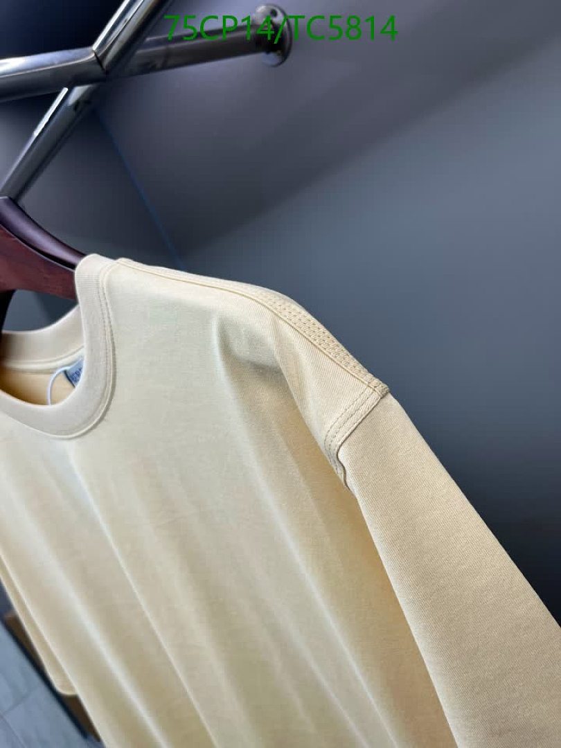 Burberry-Clothing Code: TC5814 $: 75USD