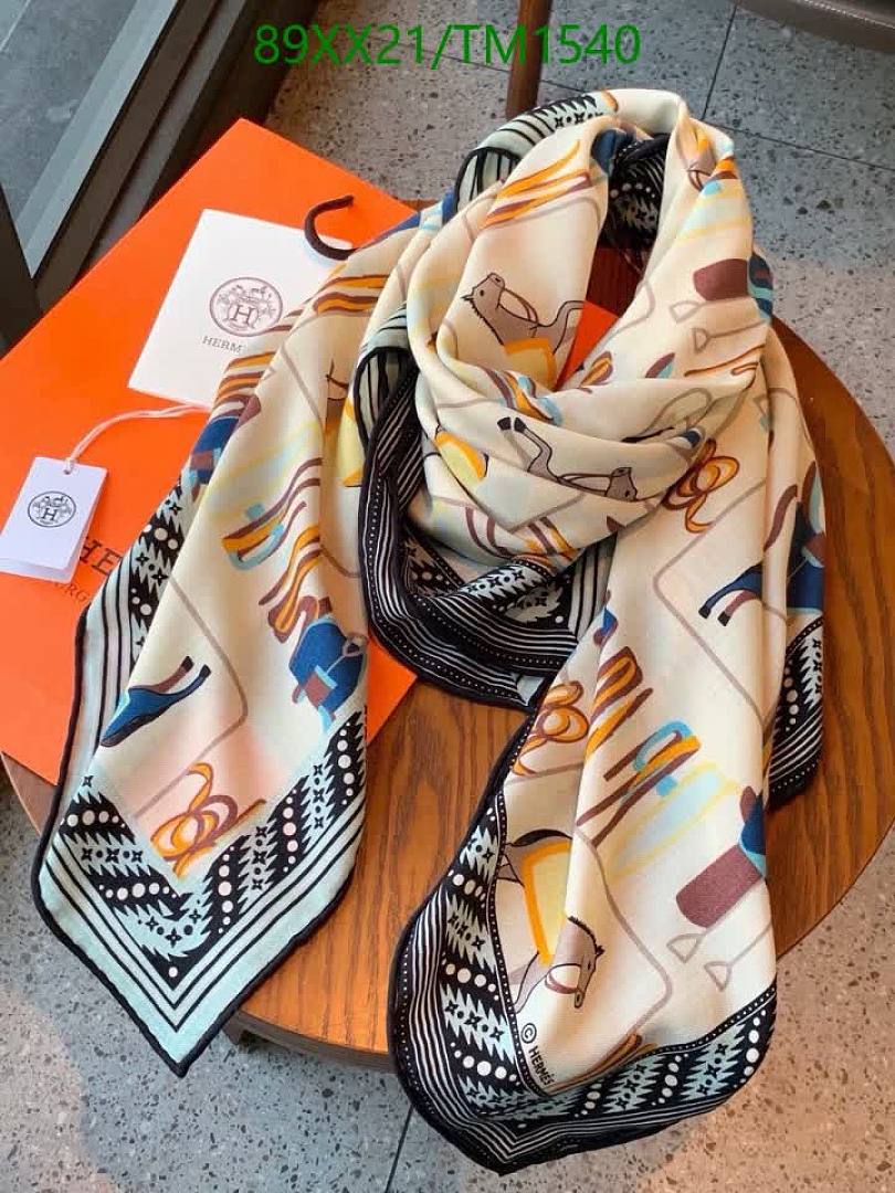 Hermes-Scarf Code: TM1540 $: 89USD