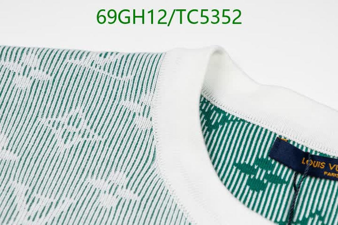 LV-Clothing Code: TC5352 $: 69USD