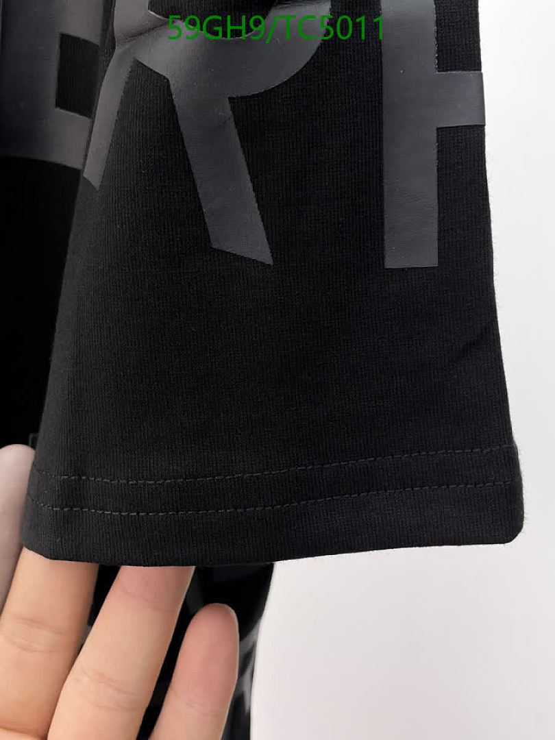 Burberry-Clothing Code: TC5011 $: 59USD