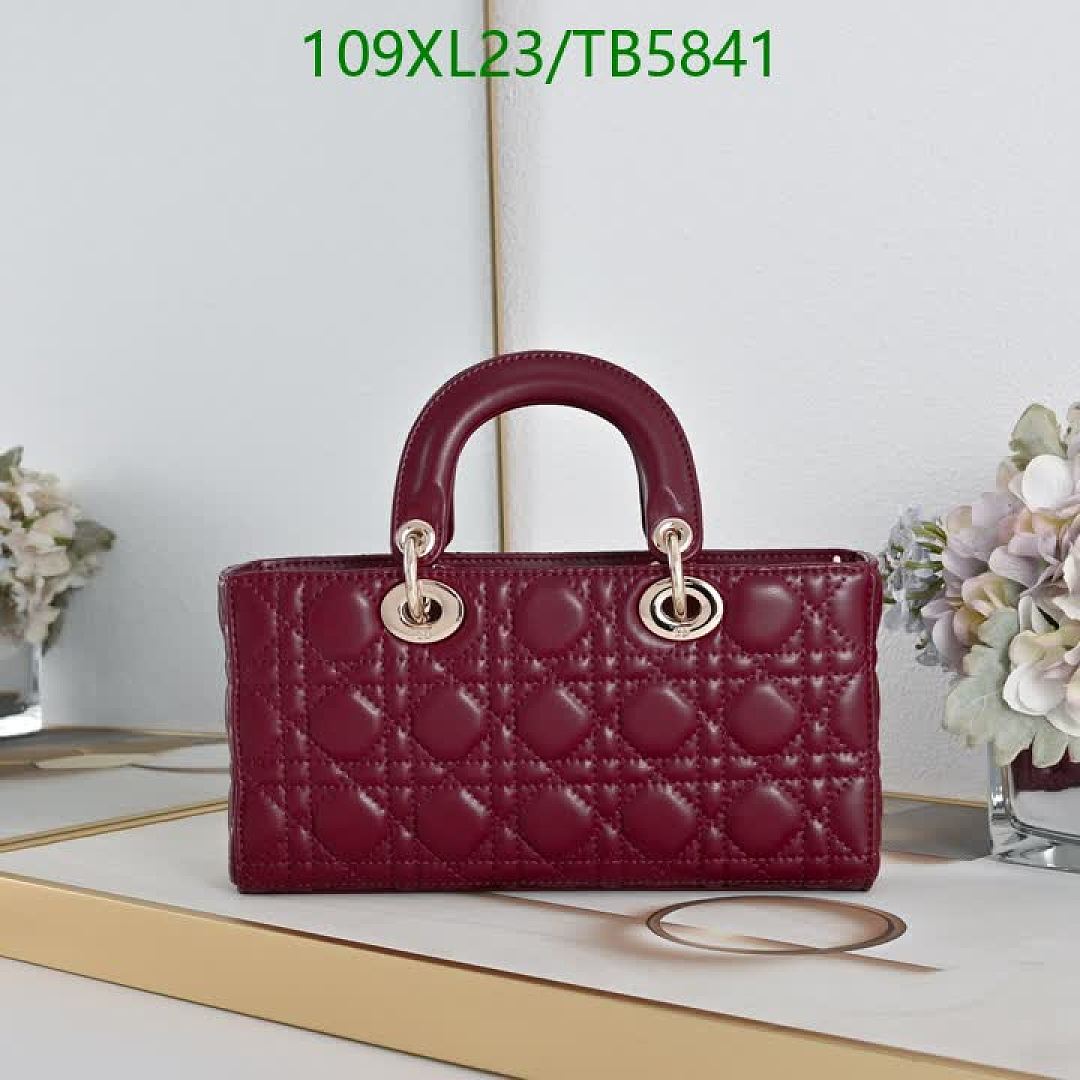 Dior-Bag-4A Quality Code: TB5841 $: 109USD