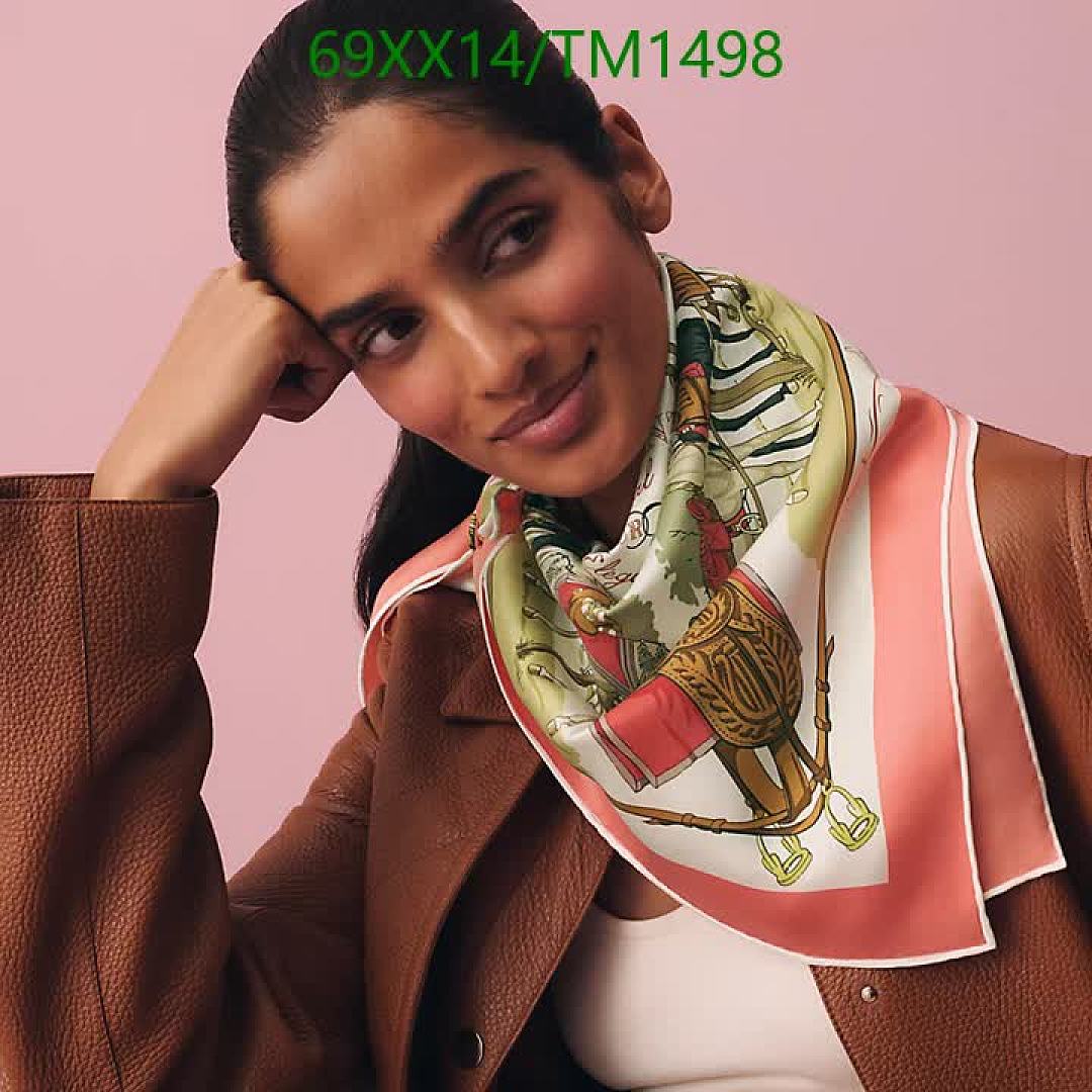 Hermes-Scarf Code: TM1498 $: 69USD