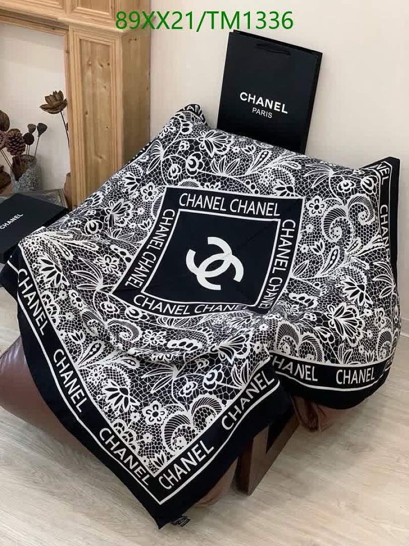 Chanel-Scarf Code: TM1336 $: 89USD