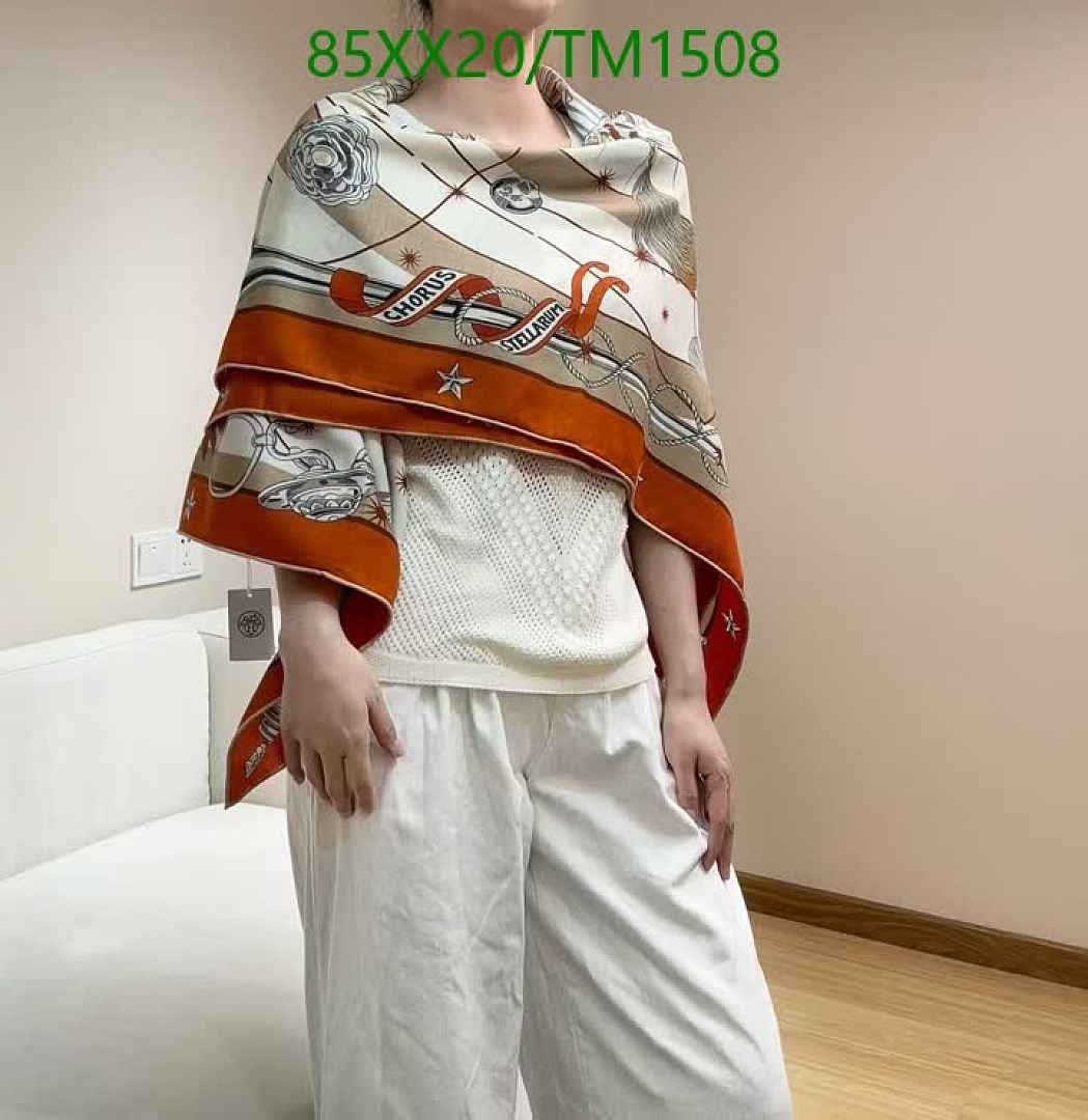 Hermes-Scarf Code: TM1508 $: 85USD