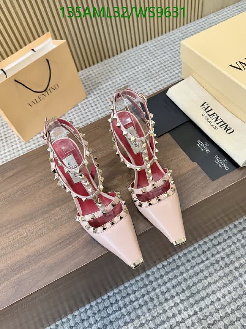 Valentino-Women Shoes Code: WS9631 $: 135USD