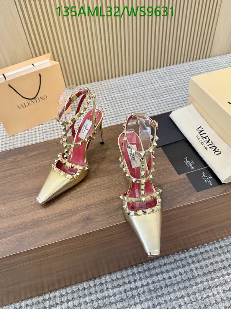 Valentino-Women Shoes Code: WS9631 $: 135USD