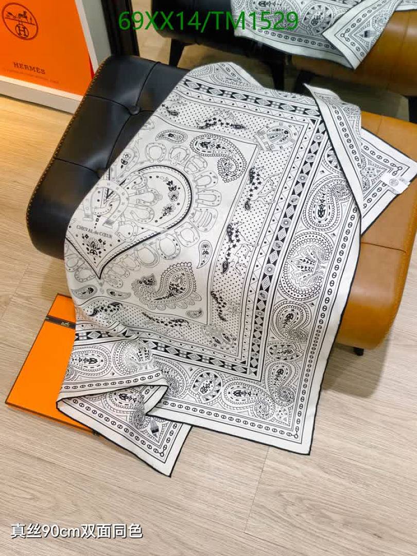 Hermes-Scarf Code: TM1529 $: 69USD