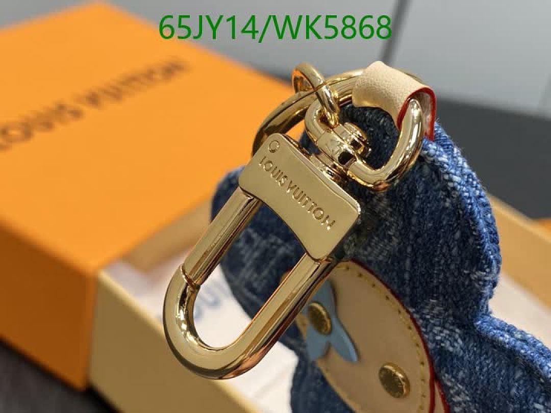 LV-Key pendant Code: WK5868 $: 65USD