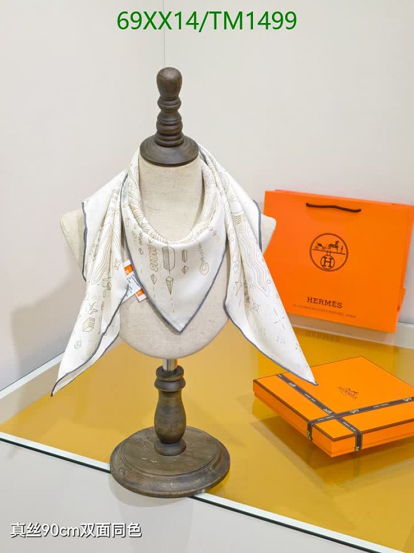 Hermes-Scarf Code: TM1499 $: 69USD