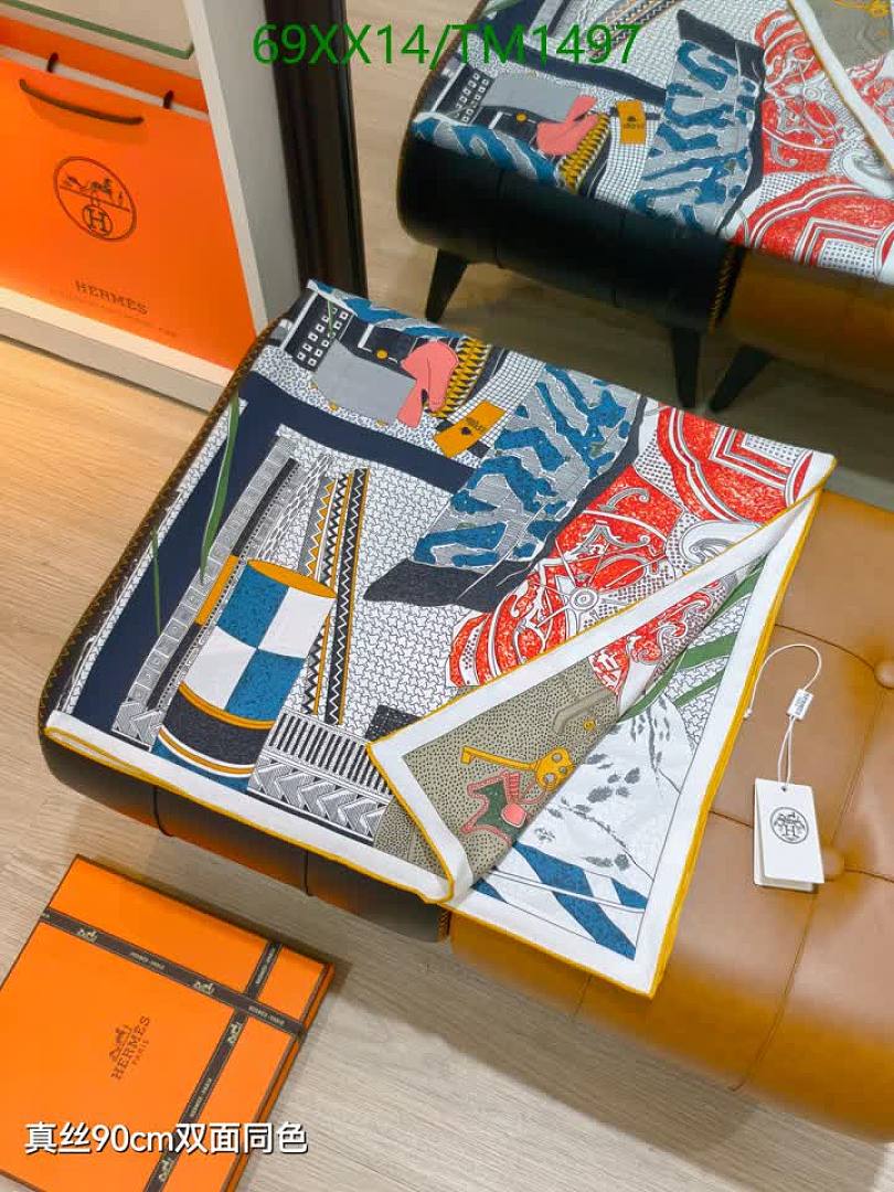 Hermes-Scarf Code: TM1497 $: 69USD