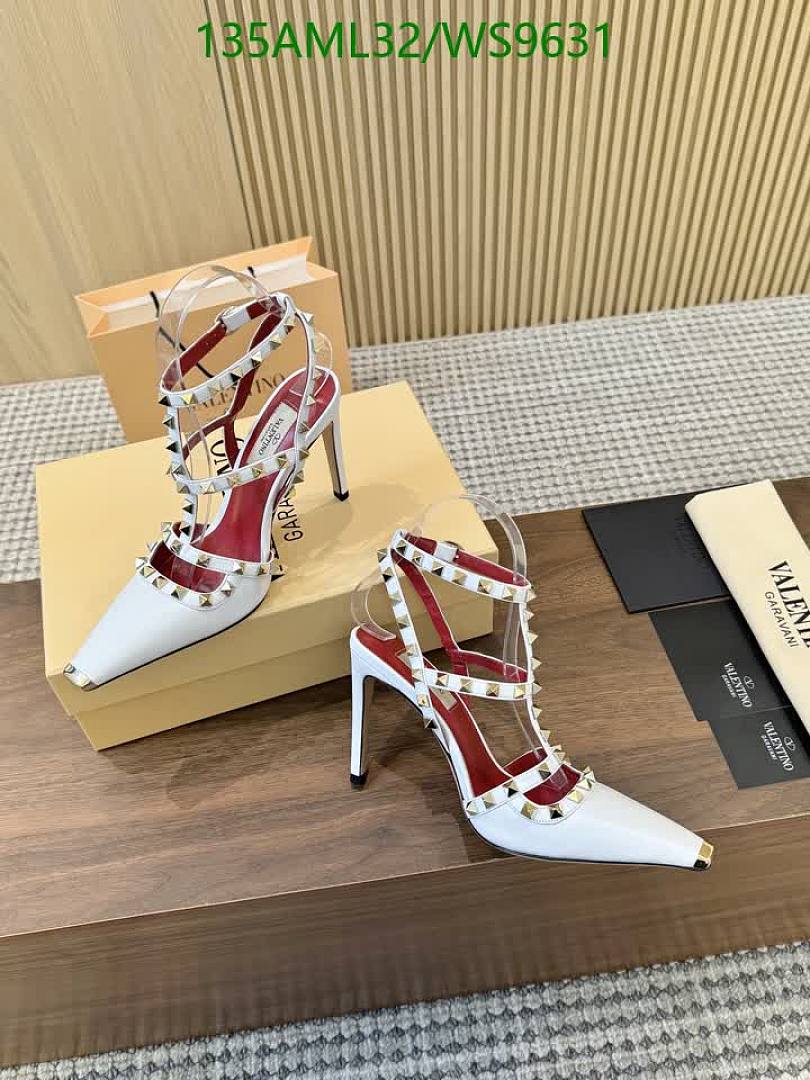 Valentino-Women Shoes Code: WS9631 $: 135USD