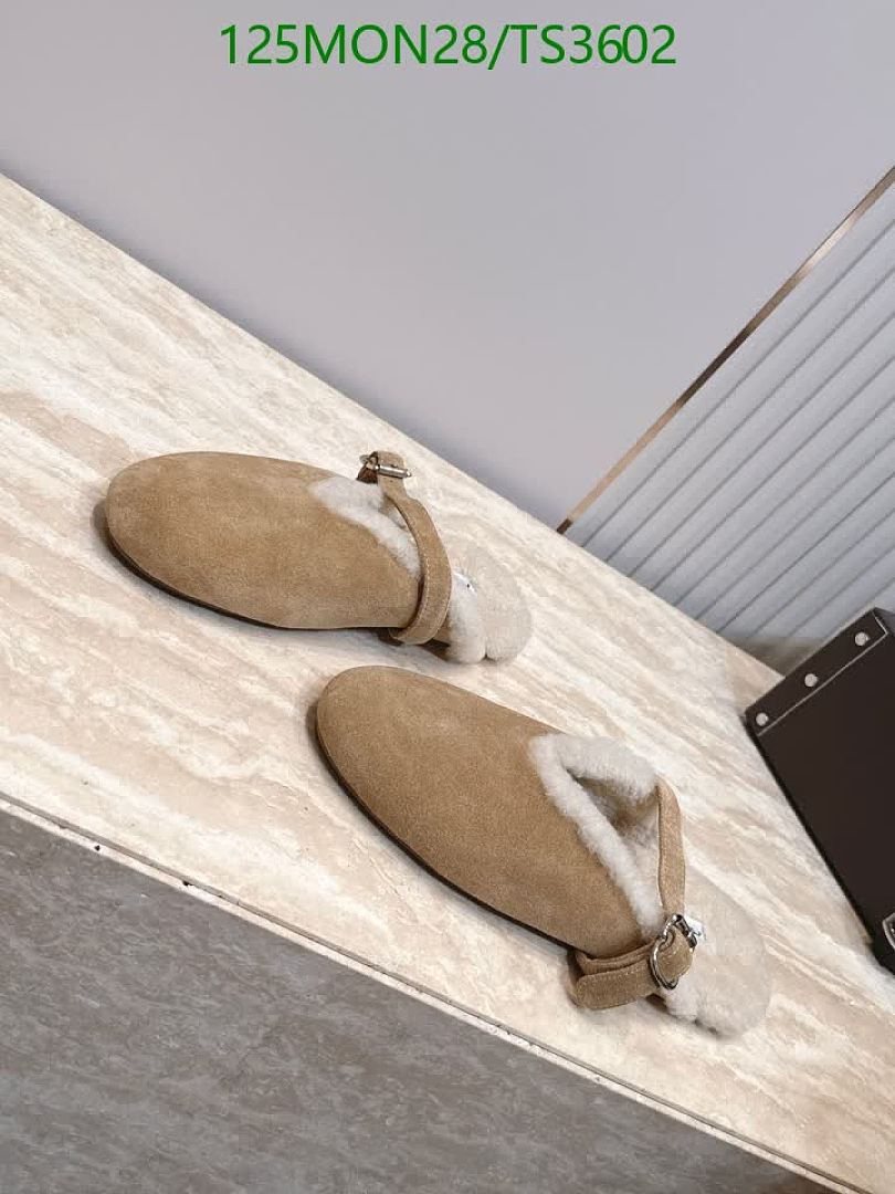 Alaia-Women Shoes Code: TS3602 $: 125USD