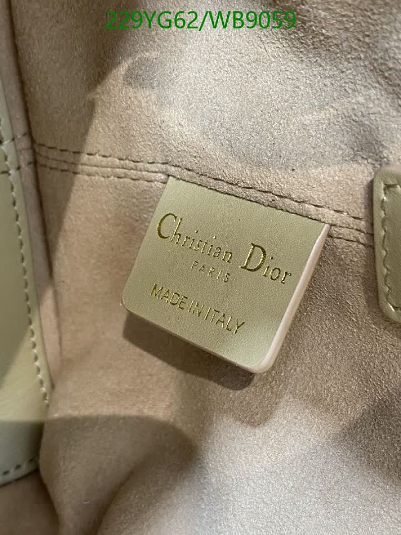 Dior-Bag-Mirror Quality Code: WB9059 $: 229USD