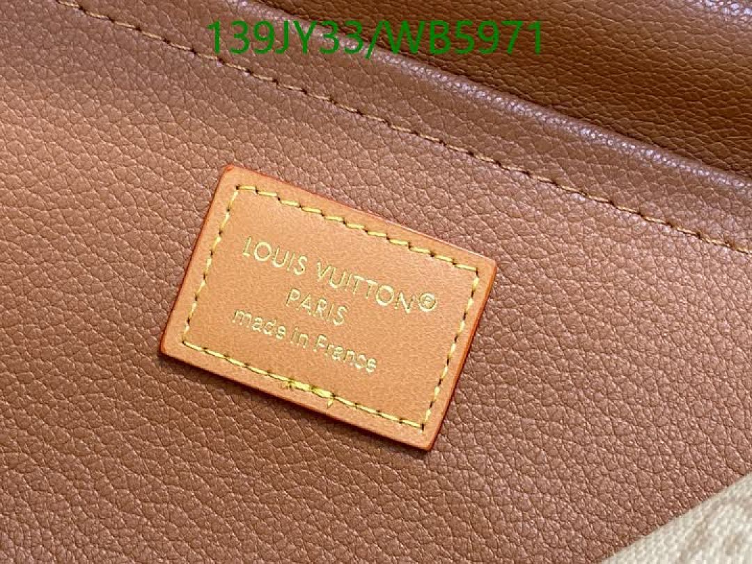 LV-Bag-Mirror Quality Code: WB5971 $: 139USD