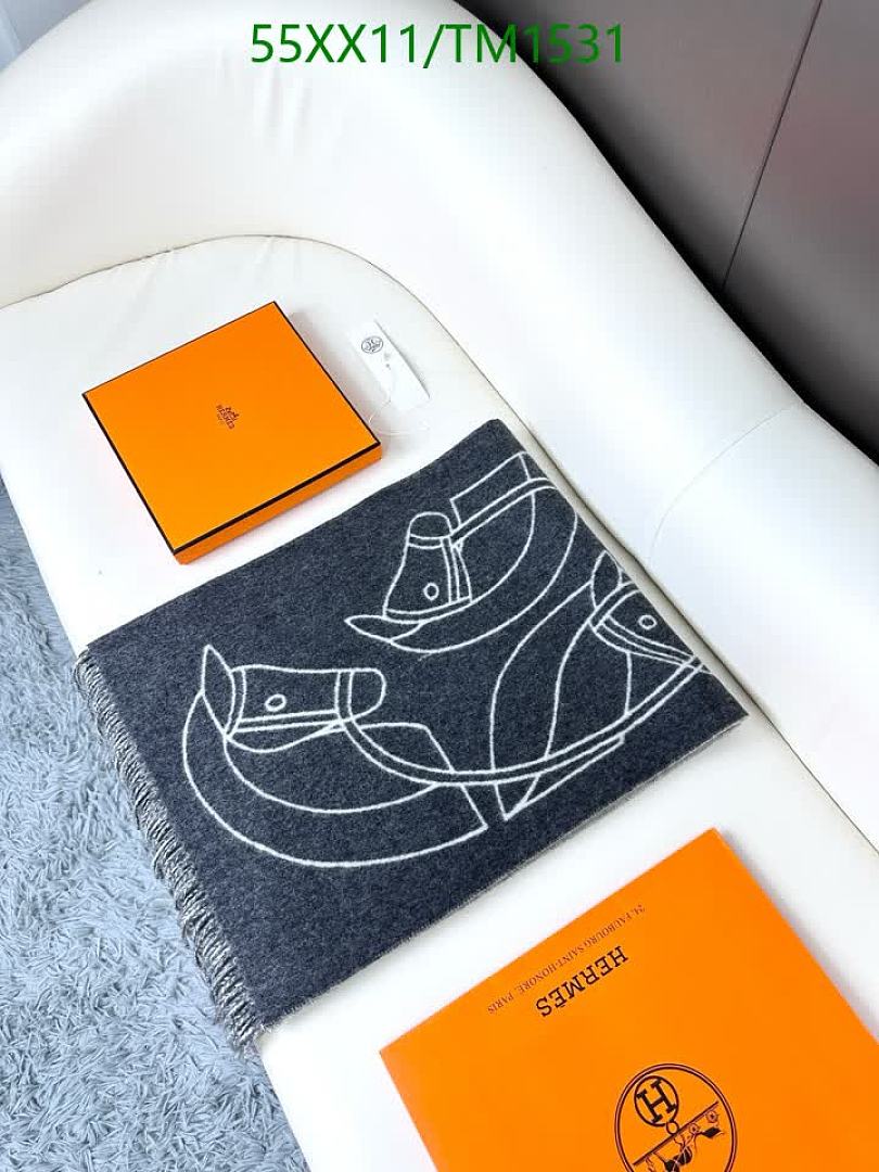 Hermes-Scarf Code: TM1531 $: 55USD
