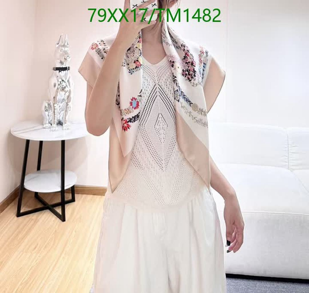 Hermes-Scarf Code: TM1482 $: 79USD