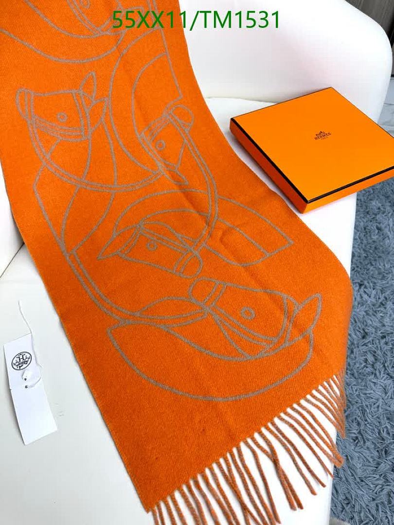 Hermes-Scarf Code: TM1531 $: 55USD
