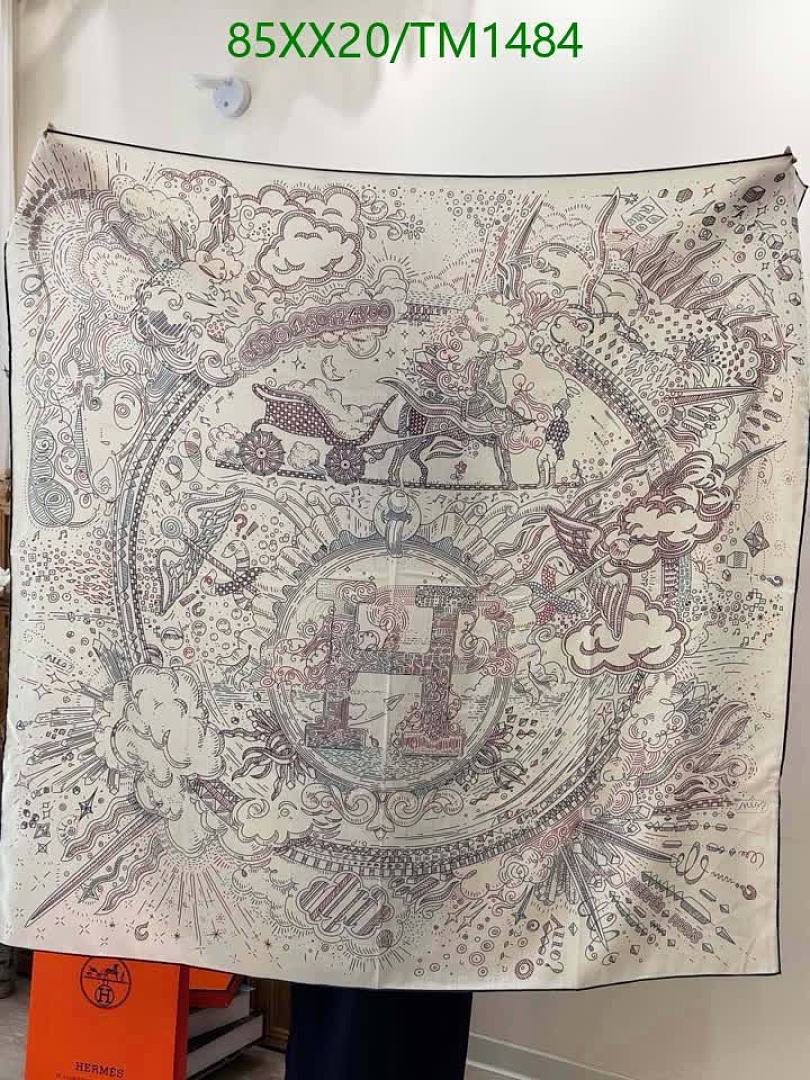 Hermes-Scarf Code: TM1484 $: 85USD
