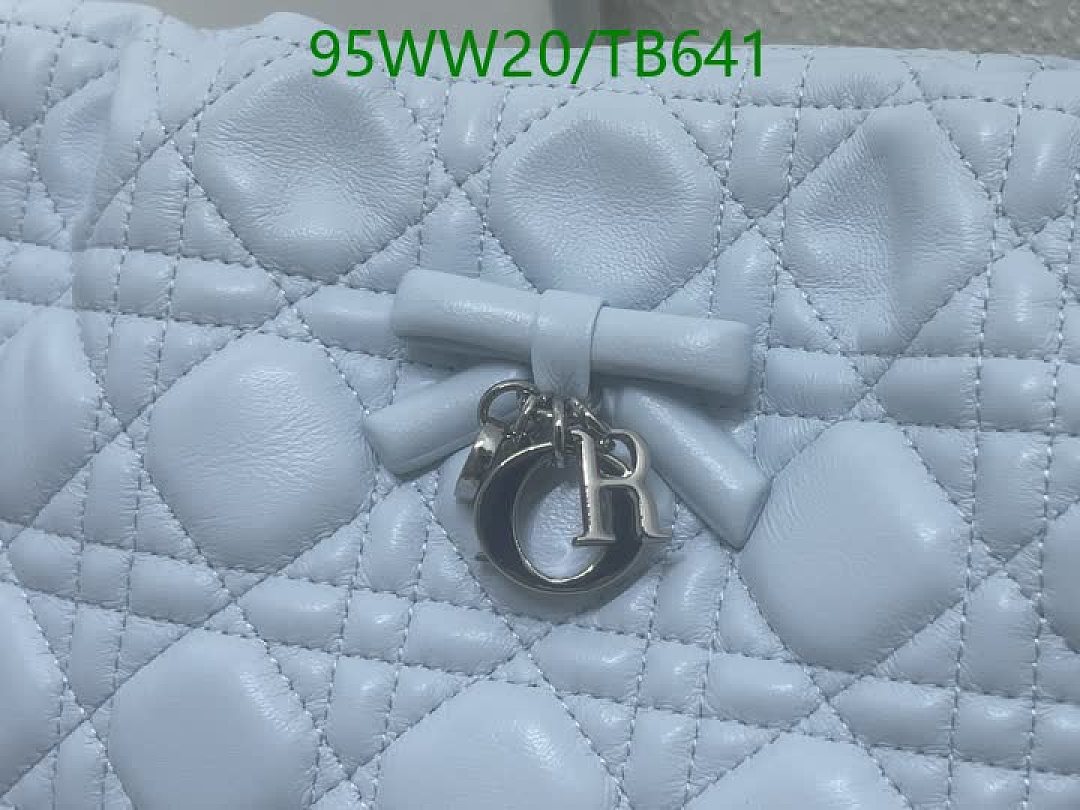 Dior-Bag-4A Quality Code: TB641 $: 95USD