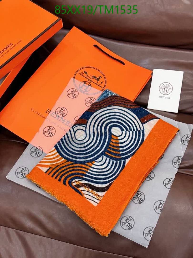 Hermes-Scarf Code: TM1535 $: 85USD